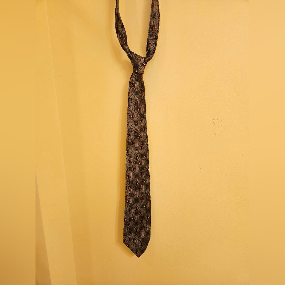 Vintage countess mara tie grey and black diamond pattern